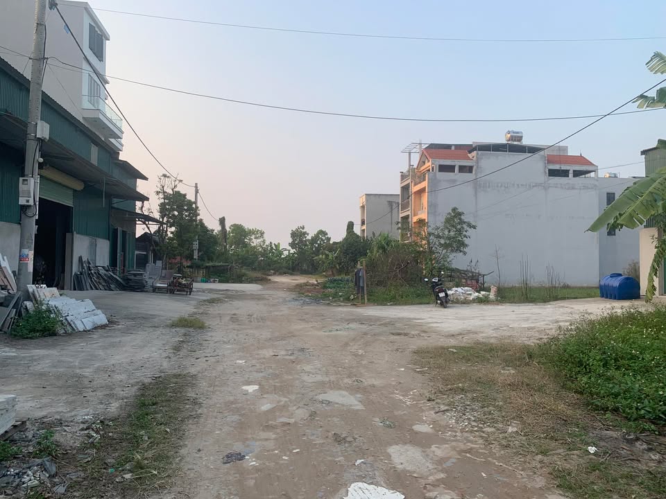 Đất Lại Yên Hoài Đức 76m² giá thương lượng - Đường 24m thuận tiện!