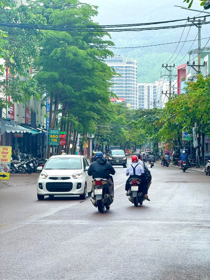 Căn mặt tiền Hoàng Văn Thụ, Quy Nhơn 202m² giá 15 tỷ - Đầu tư sinh lời ngay!