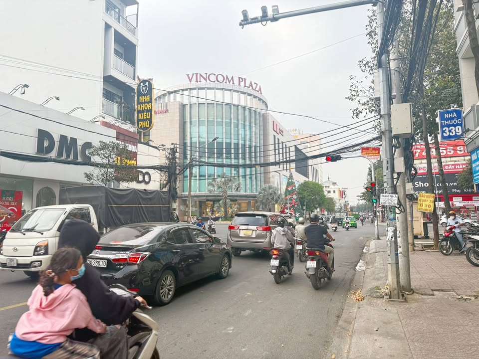 Nhà mặt tiền hẻm Phạm Văn Thuận, Biên Hòa 125m² giá chỉ 4.8 tỷ - Cơ hội đầu tư tuyệt vời!