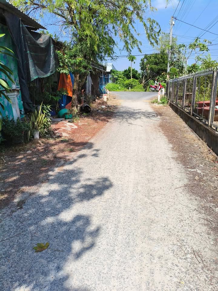 Đất nền Vĩnh Trạch Thoại Sơn 63m² chỉ 300 triệu - Sổ hồng chính chủ sẵn sàng giao dịch!