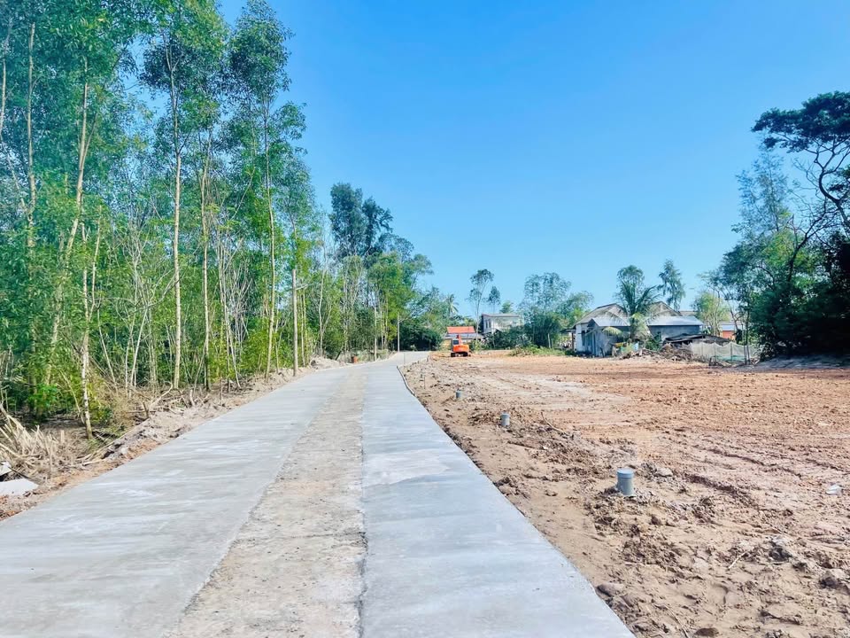 Đất nền Vinh Thanh 100m² giá 310 triệu - Cơ hội đầu tư vàng chỉ còn 5 lô đẹp!