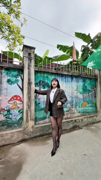 Nhà 2 Tầng Mới Phố Tây Ga, Phú Sơn 119m² giá 4.7 tỷ - View thoáng mát, gần trường chợ!