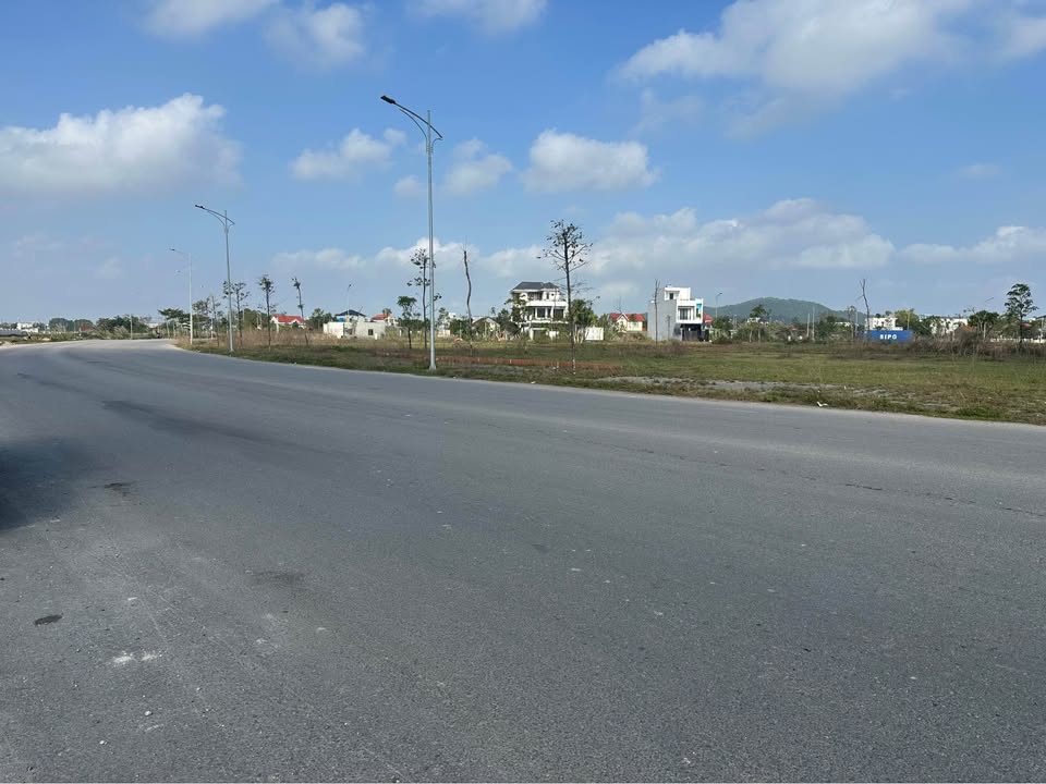 Đất ruộng 6 sào tại Đông Thịnh, Thanh Hóa - Vị trí giao thông thuận lợi!