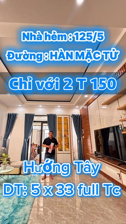 Nhà phố Pleiku 160m² giá 2.1 tỷ - Hướng Tây, sẵn sàng vào ở!