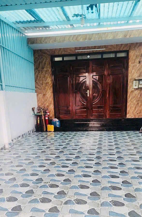 Nhà mặt tiền Dương Đình Cúc, Bình Chánh 100m² giá 4.7 tỷ - Kinh doanh thuận lợi!