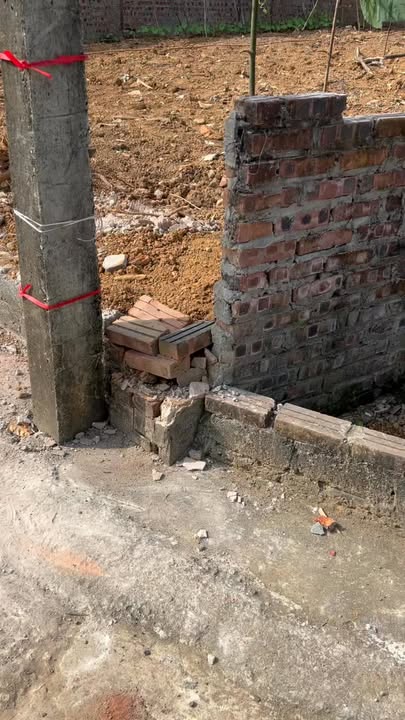 Lô đất mặt hồ Đông Yên 163,5m² giá 2,2 tỷ - Sổ đỏ chính chủ!