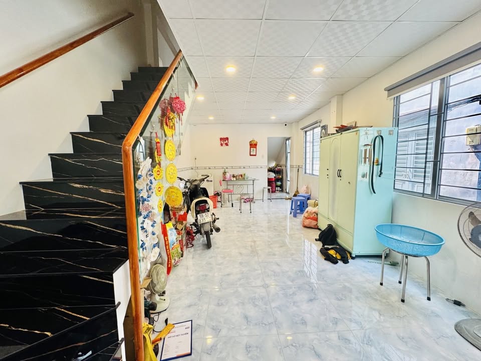 Nhà phố Tân Định, quận 1, diện tích 44m² giá 8.2 tỷ - Lô góc đẹp, tiện nghi!