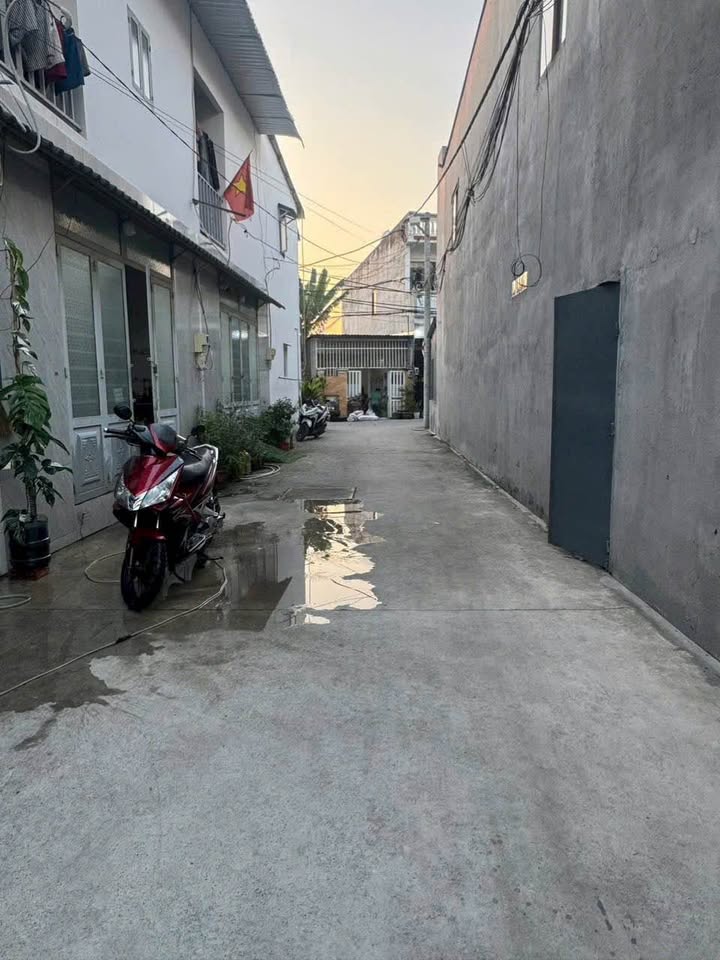 Nhà phố Vĩnh Lộc A, Bình Chánh 68m² giá 1.95 tỷ - Hẻm bê tông 6m sạch sẽ!