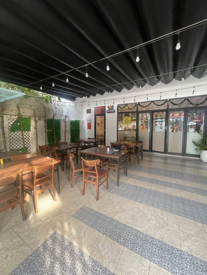 Cho thuê nhà hàng Hàn Quốc mặt tiền đường Dương Đình Nghệ, Đà Nẵng 180m² - Cơ hội kinh doanh tuyệt vời!