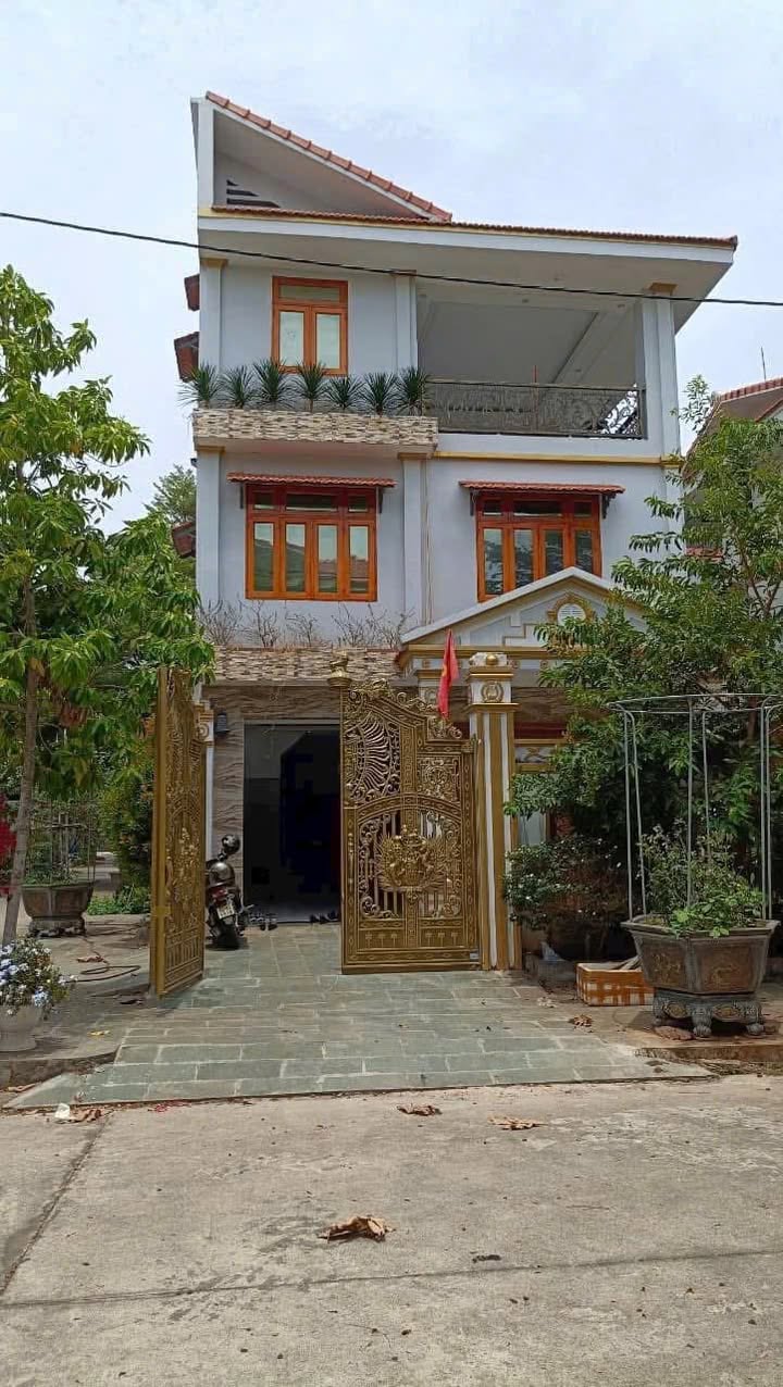 Biệt thự Hùng Vương Bà Rịa 200m² giá 7 tỷ - Không gian sống đẳng cấp!