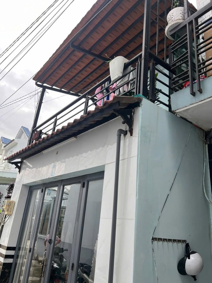 Nhà bán tại Xã Bình Hưng, Bình Chánh 42m² giá 1.7 tỷ - Đầu tư hiệu quả!