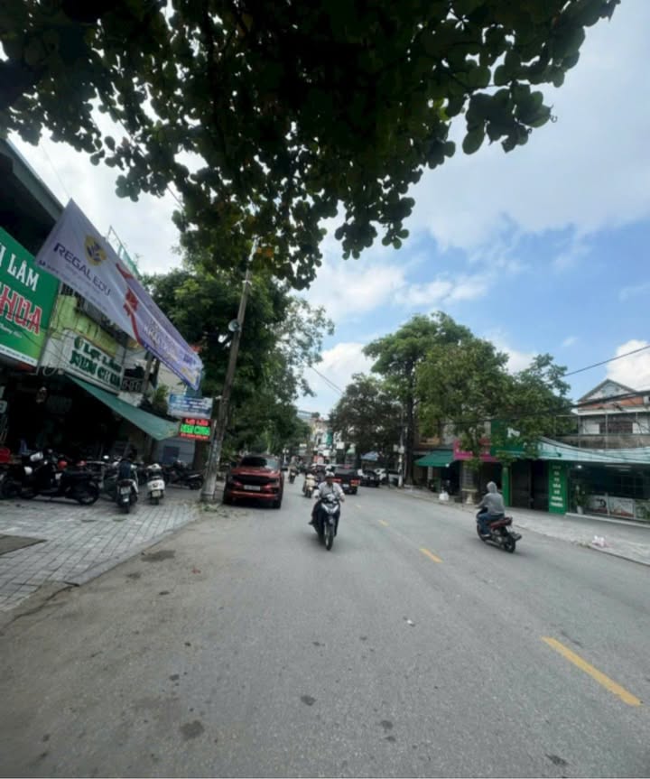 Nhà 2 tầng mặt tiền đường Hải Thượng Lãn Ông, 180m² - Vị trí vàng cho kinh doanh!