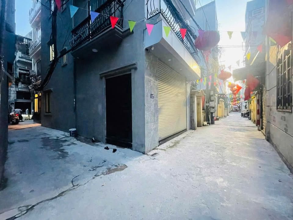 Đất Lĩnh Nam Hoàng Mai 95m² giá thỏa thuận - Cơ hội đầu tư tuyệt vời!