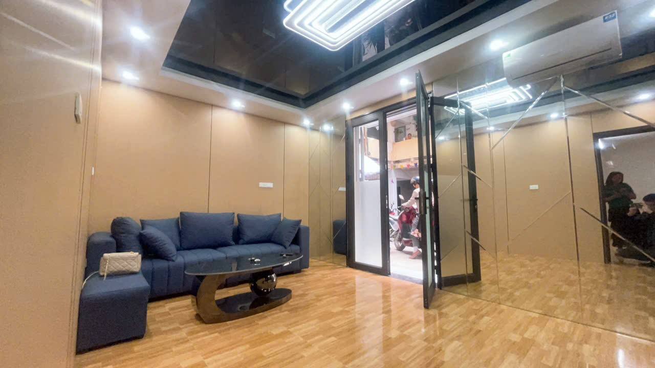 Căn hộ tập thể Tôn Đức Thắng 55m² giá 6 tỷ - Sổ đỏ chính chủ, sử dụng 95m²!