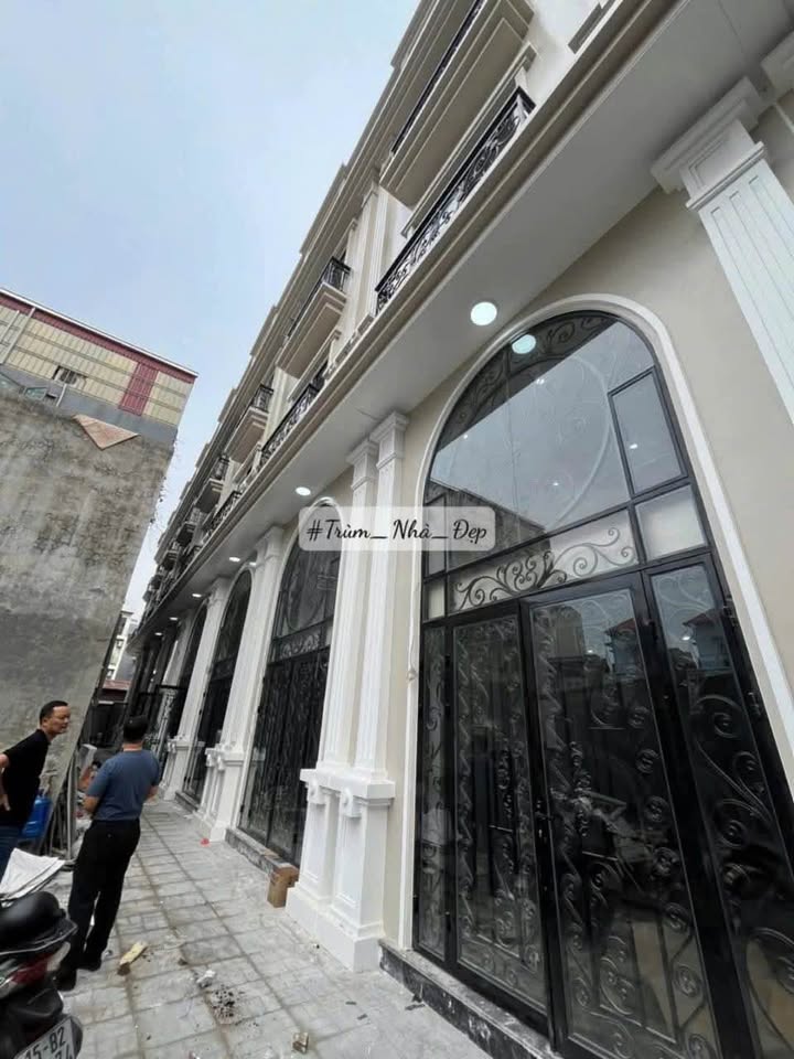 Nhà độc lập Đông Khê, Hải Phòng 42m² giá 4 tỷ - Thiết kế tân cổ điển, sổ đỏ chính chủ!