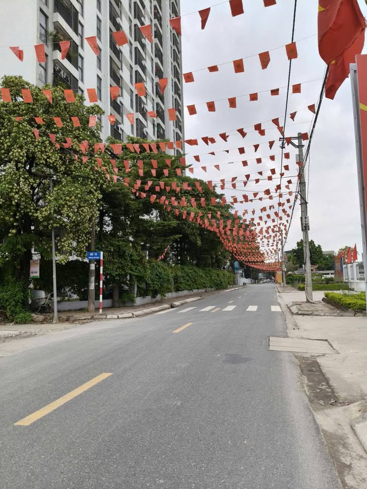 Nhà Liên Mạc, Bắc Từ Liêm 50m² giá 6 tỷ - Mặt tiền đẹp, gần ô tô tránh!