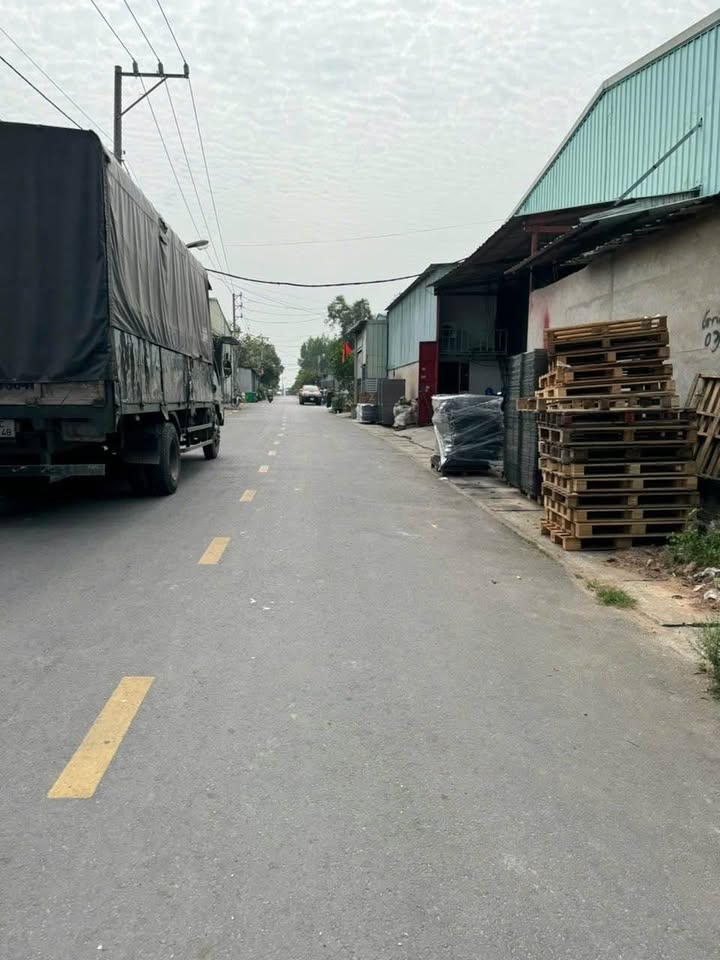 Nhà mặt tiền đường Khánh Bình 73, Tân Uyên, 150m², giá chỉ 2.1 tỷ - Cơ hội đầu tư tuyệt vời!