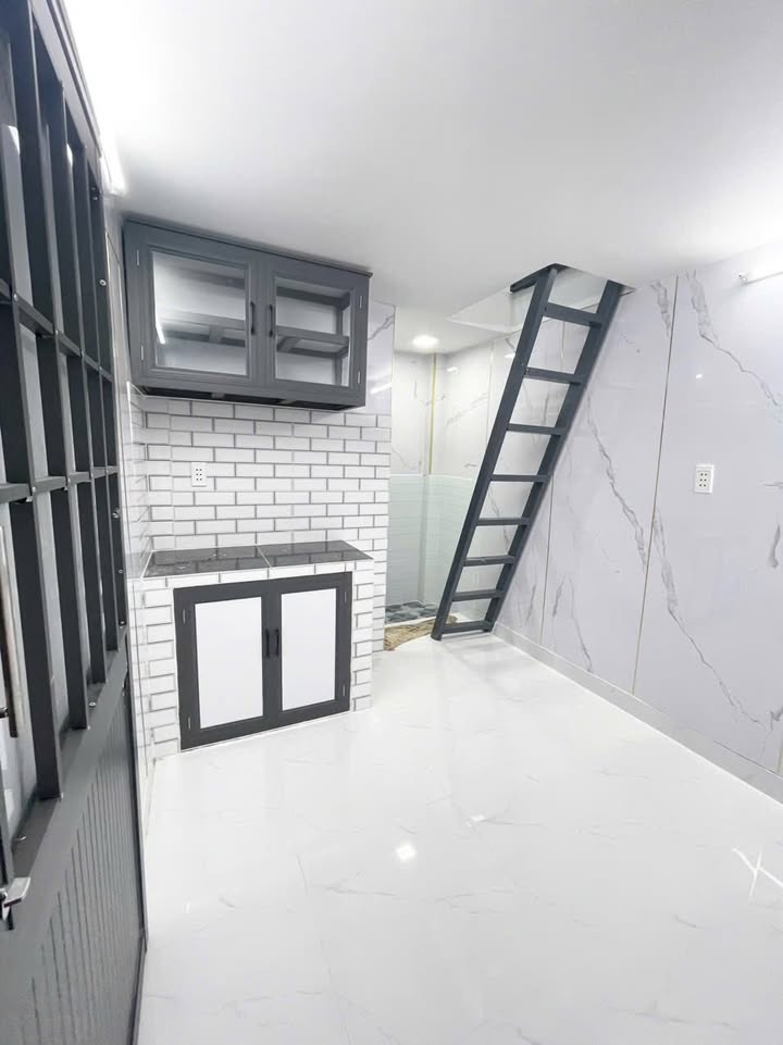 Nhà bán Phường 2 Quận 8 15m² giá 750 triệu - Chính chủ, sổ hồng đầy đủ!
