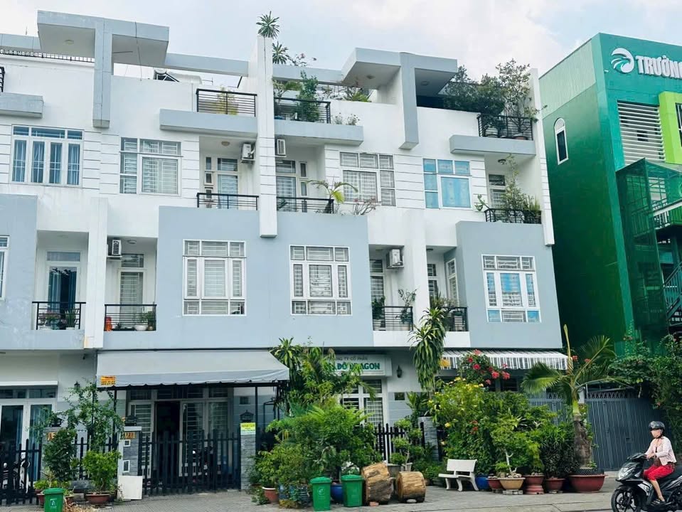 Nhà dự án Gia Hòa quận 9, 100m² giá 18.3 tỷ - Sổ hồng chính chủ!