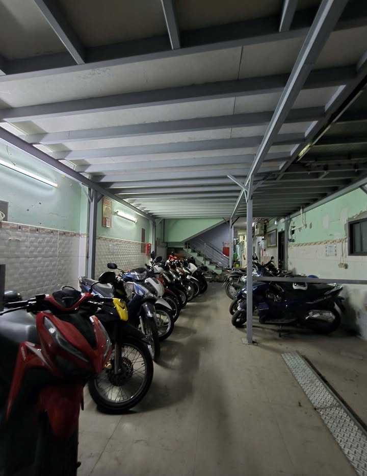 Nhà 39 phòng tại Quận 7, 216m² giá 26 tỷ - Dòng tiền ổn định 138 triệu/tháng!