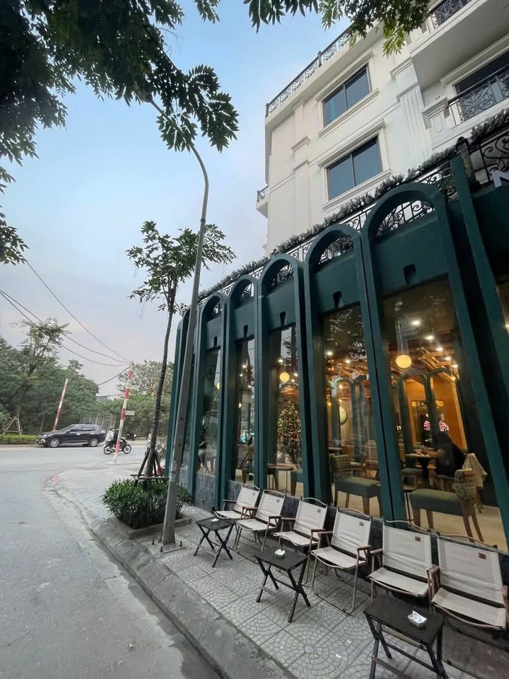 Nhà phố lô góc ĐH Thăng Long, 139m² giá 13.9 tỷ - Đầu tư sinh lời ngay!