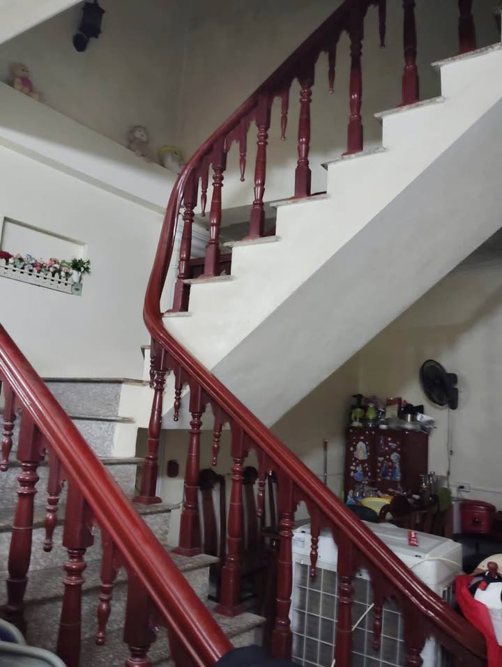 Nhà 2 tầng Phú Sơn, 90m² - Chính chủ cần bán gấp!