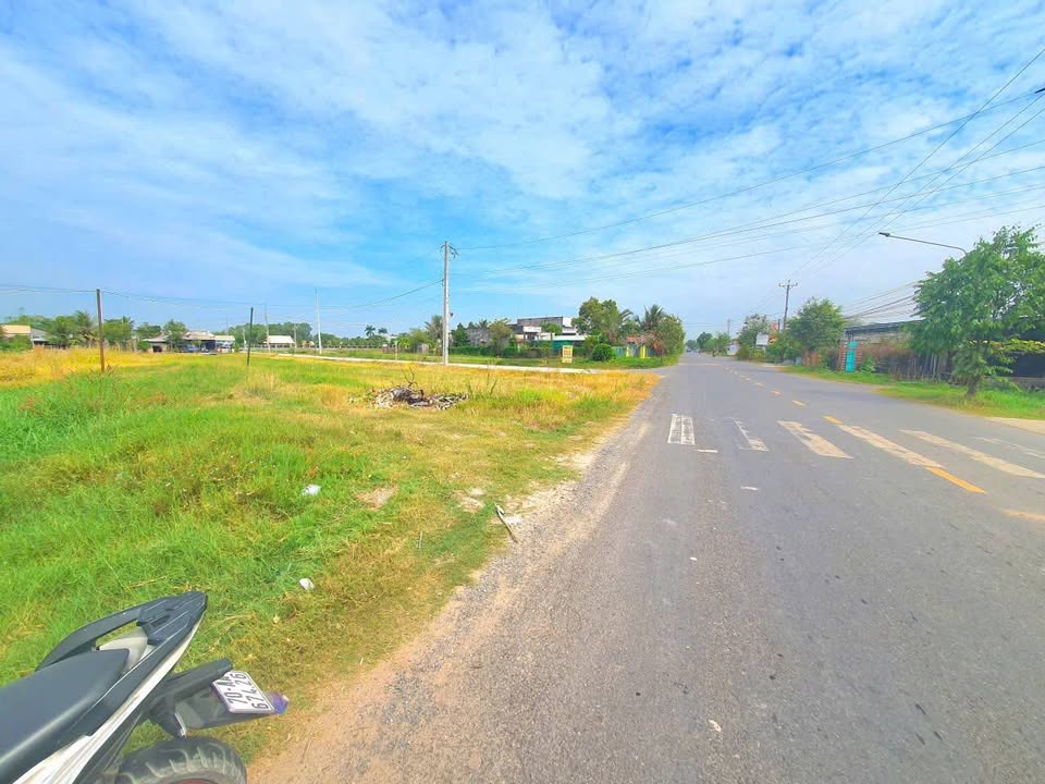 Đất nền Đức Hòa 400m² giá chỉ 1.5 tỷ - Sổ hồng chính chủ, đầu tư sinh lời!