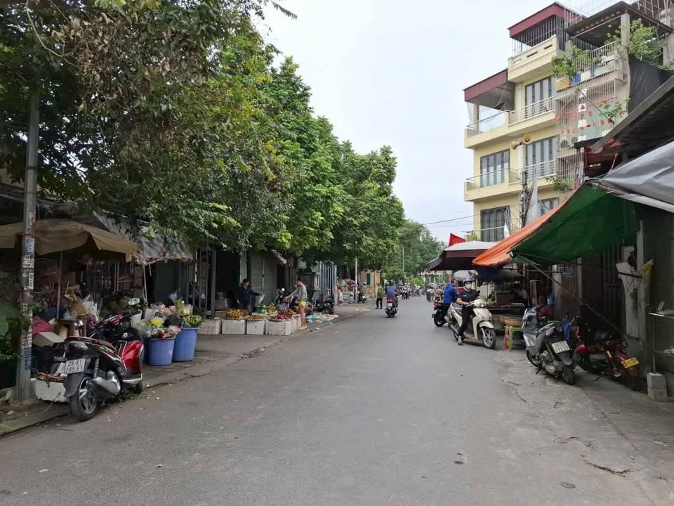 Lô đất phân lô quân đội Ngọc Thụy, Long Biên 99m² giá 15.2 tỷ - Cơ hội đầu tư sinh lời!