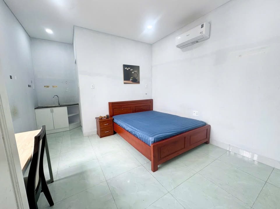 Căn hộ cho thuê 32 Bùi Đình Túy, Bình Thạnh - Full nội thất, thuận tiện di chuyển!