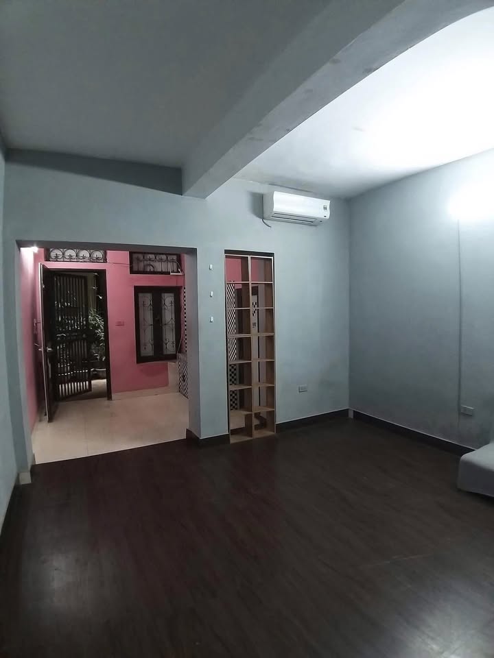 Nhà mặt ngõ Chùa Bộc, Đống Đa 25m² giá 6 triệu - Lý tưởng cho kinh doanh online!