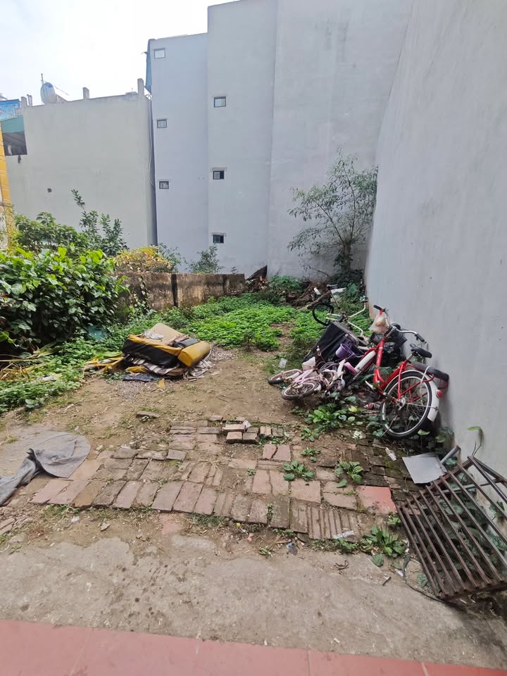 Đất Bồ Đề Long Biên 54m² giá 12 tỷ - Mặt tiền 4m, ô tô tránh