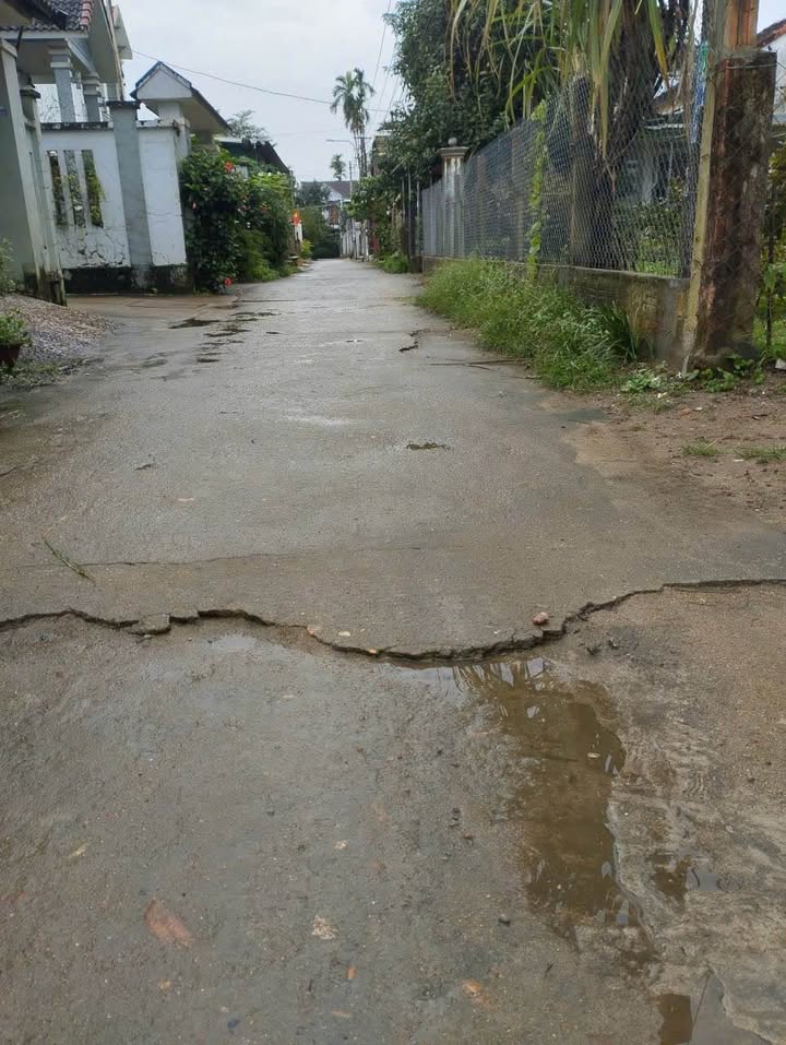 Bán đất hẻm 308 Tế Hanh, Tịnh Ấn Tây, Quảng Ngãi 258m² - Giá hấp dẫn chỉ 1.8 tỷ!