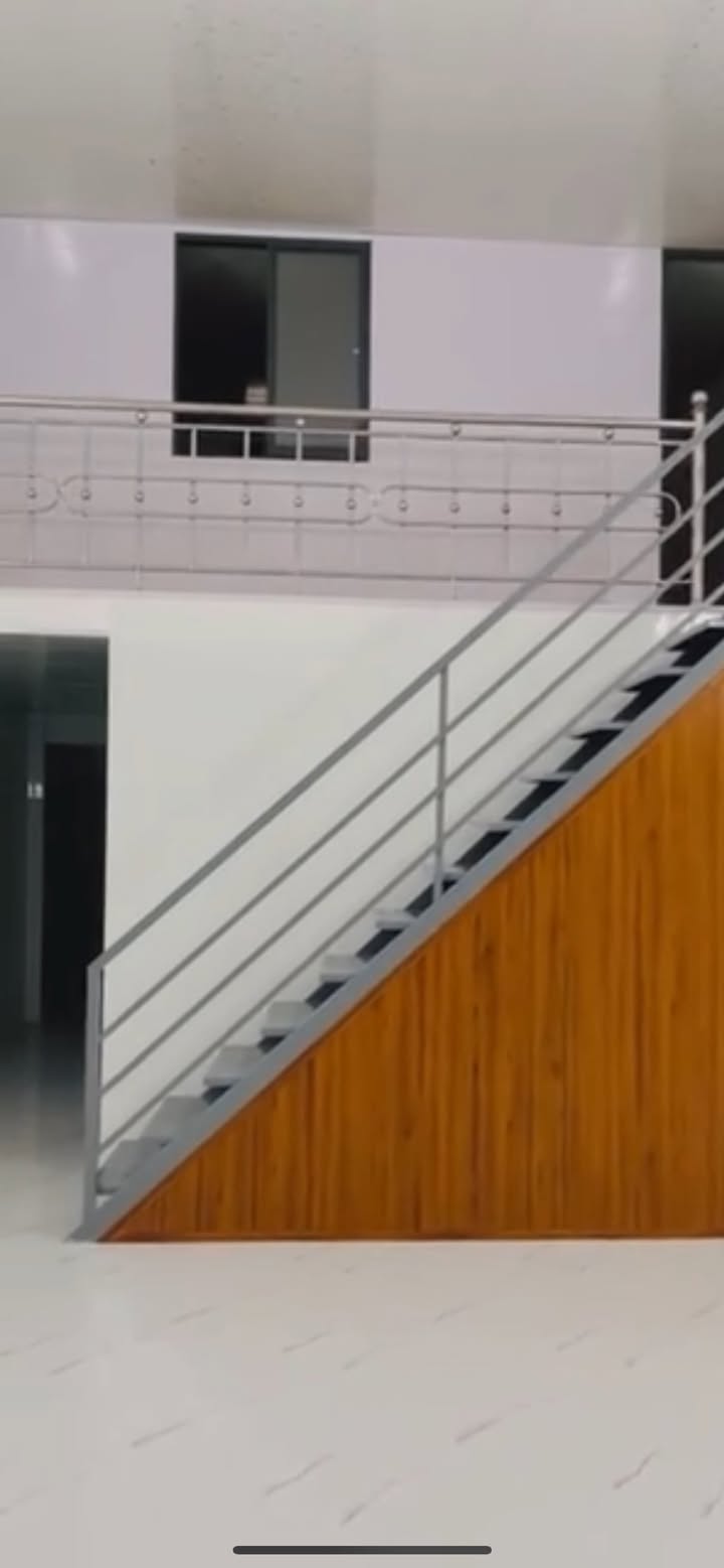 Nhà cho thuê mặt tiền Vũ Quỳnh Đà Nẵng 2PN giá 9 triệu - Gần biển thuận tiện