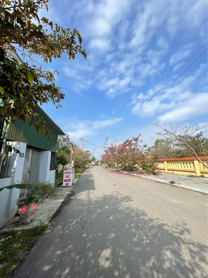 Lô đất Tân Phong 200m² giá 1.2 tỷ - Tiện ích đầy đủ, đầu tư sinh lời!