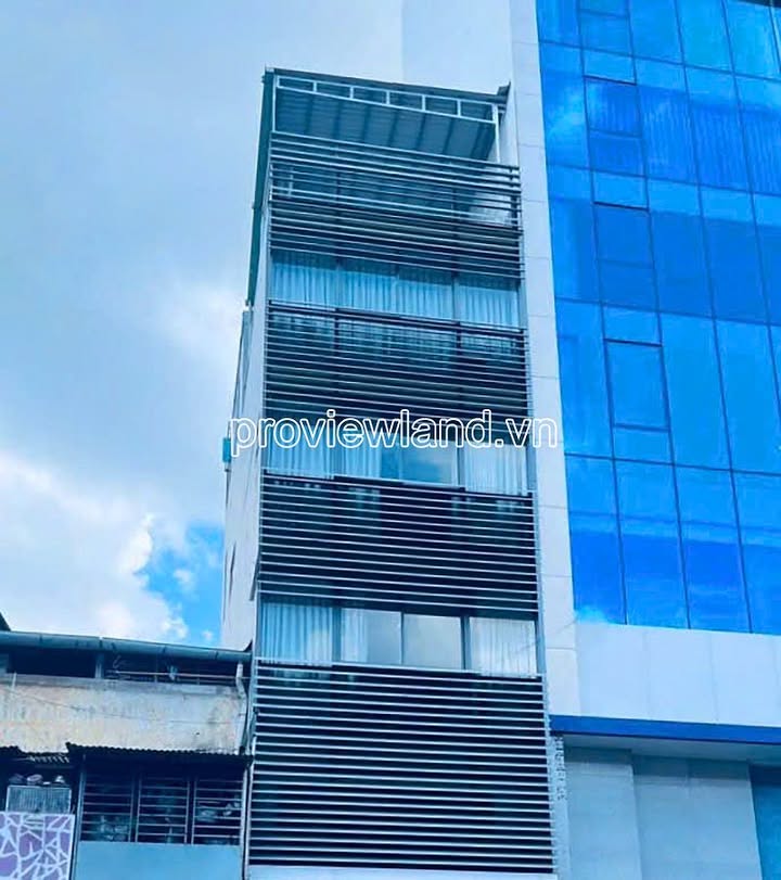 Nhà mặt tiền Trần Hưng Đạo, P.11, Q.5 - Giá tốt, Hợp đồng thuê ổn định!