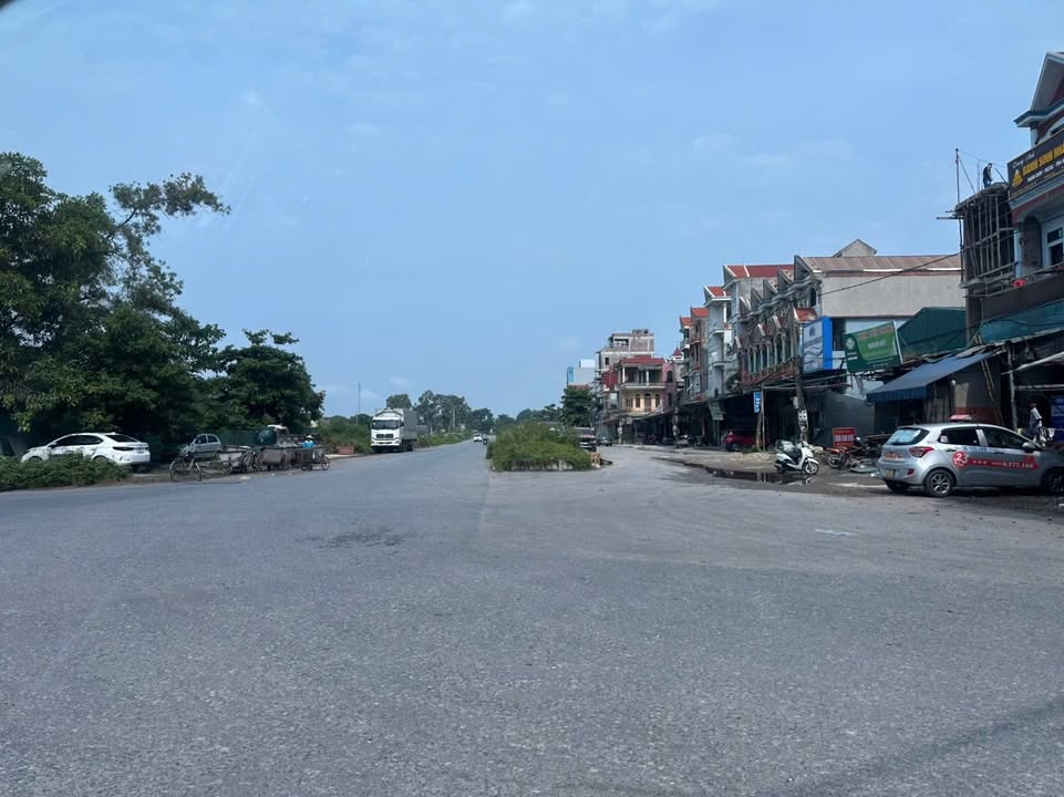 Nhà 3 tầng tại Chợ Kim, Đông Anh 70m² - Đầu tư sinh lời ngay!