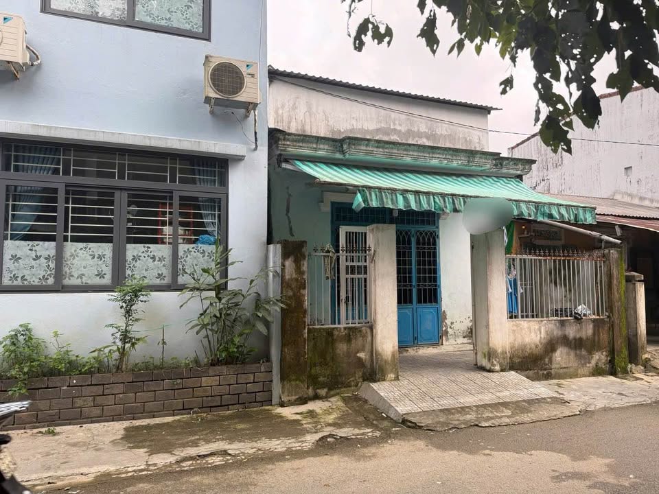 Nhà cấp 4 phường Tây Lộc 66m² giá 1.95 tỷ - Đường xe hơi tránh nhau!