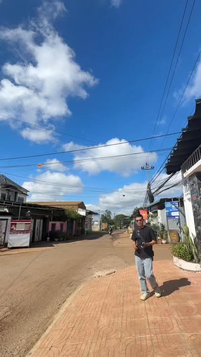 Nhà góc 2 mặt tiền hẻm 473 Ymoan, 201m² giá chỉ 5.5 tỷ - Kinh doanh tiềm năng!