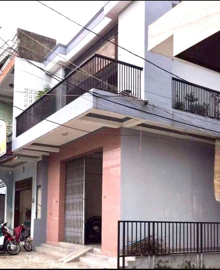 Nhà nguyên căn cho thuê tại Hòa Tiến, Hòa Vang - 108m² giá 9 triệu/tháng, vị trí đắc địa!