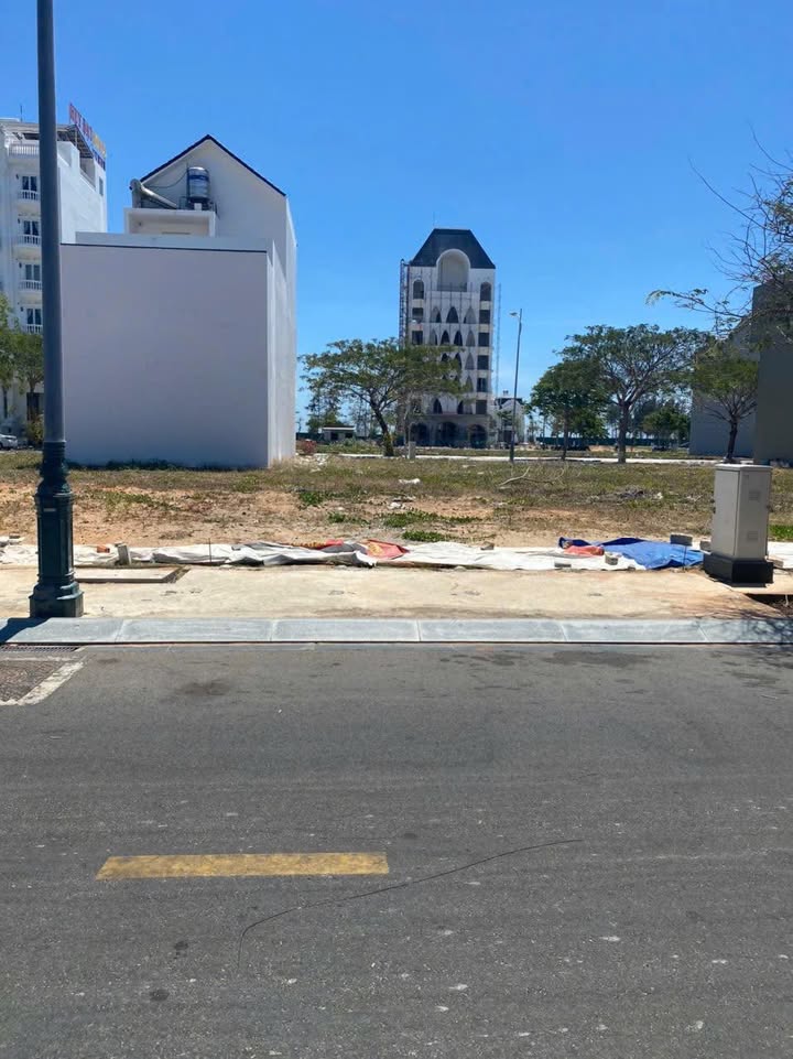 Townhouse Ocean Dunes Phan Thiết 133m² giá 7 tỷ - Đối diện công viên Cầu Vồng!