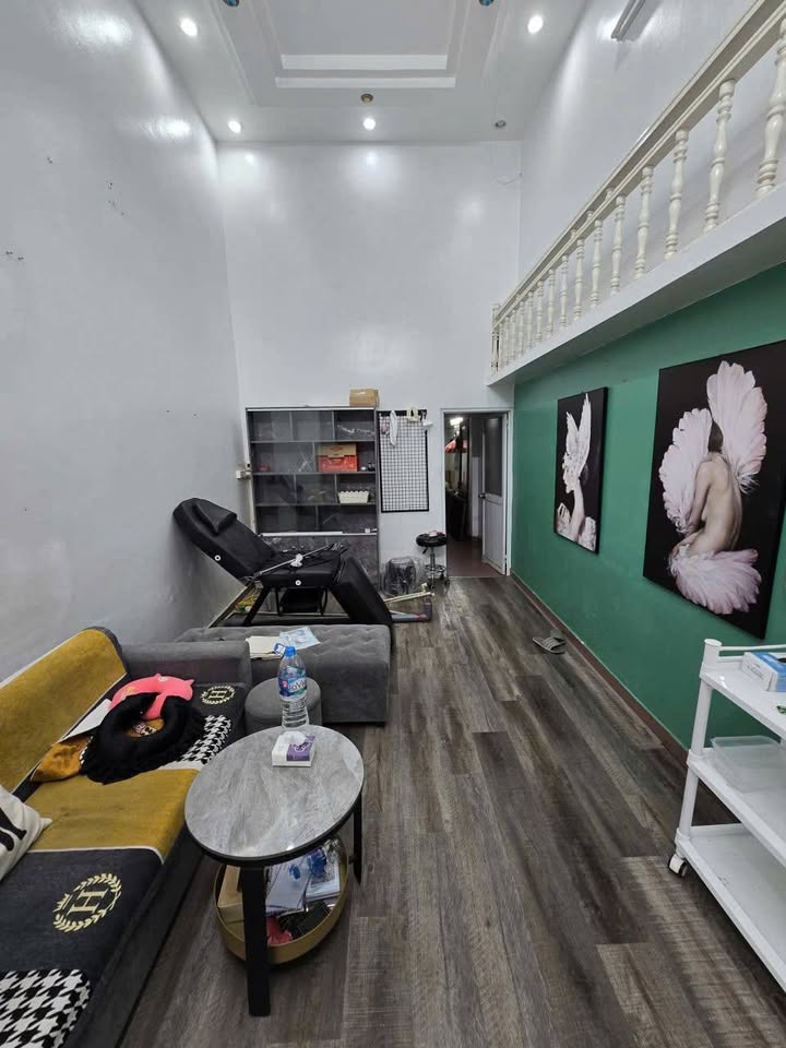 Nhà cho thuê 3 tầng tại Quang Trung, Hải Dương - Giá 5 triệu/tháng, sẵn sàng vào ở!