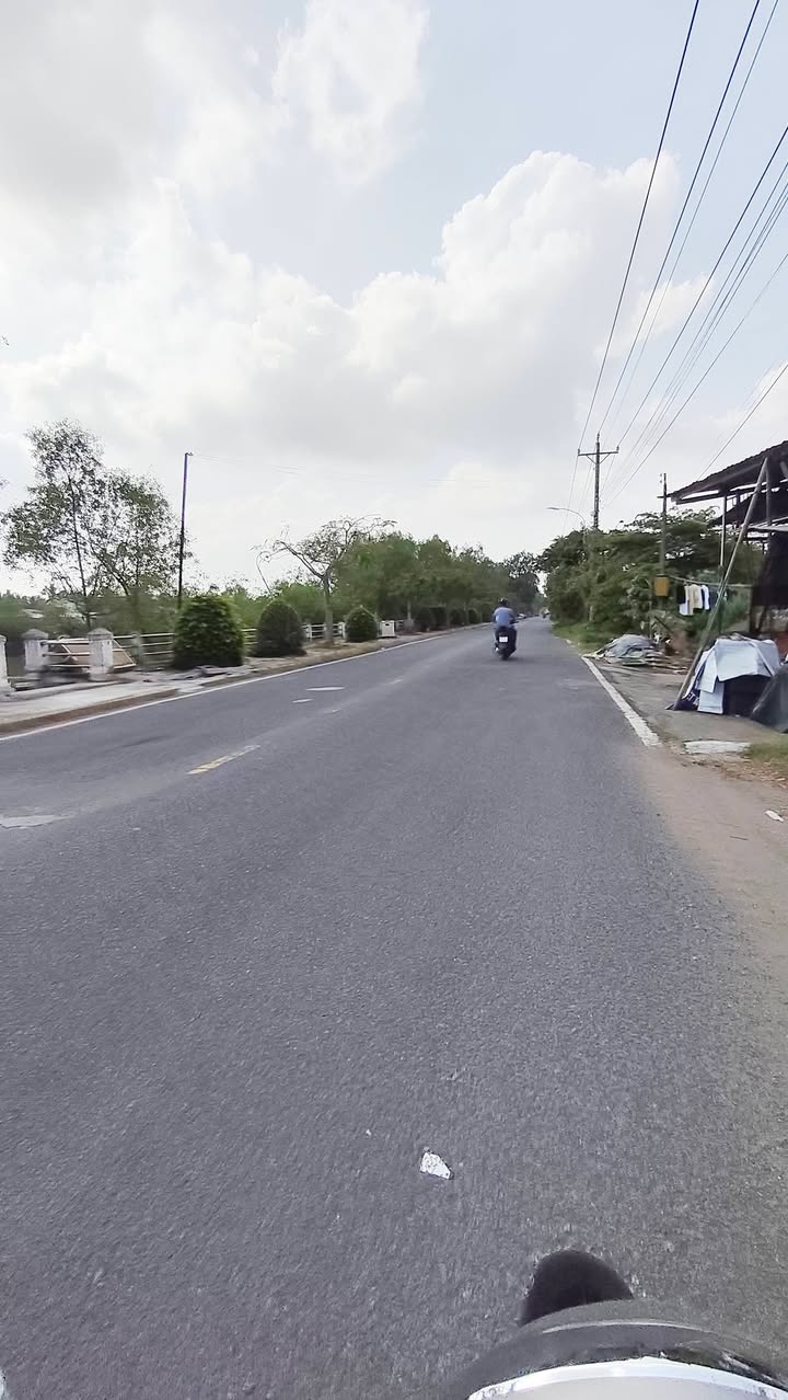 Nhà kho 400m² mặt tiền đường Bạch Đằng - Cơ hội đầu tư hấp dẫn!