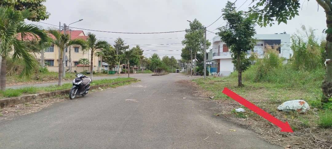 Đất nền mặt tiền đường ĐS1, xã Nhơn Ái, Cần Thơ, 80m², giá 1.3 tỷ - Vị trí lý tưởng cho an cư!