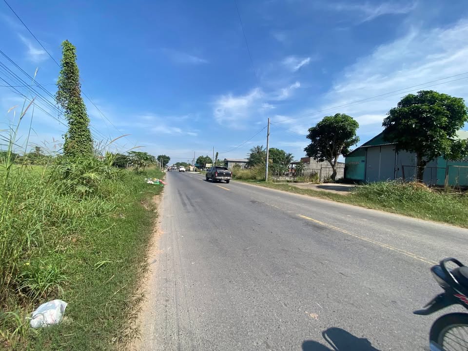 Đất thổ cư 100% 1000m² mặt tiền QLN2 - Giá chỉ 8.5 tỷ