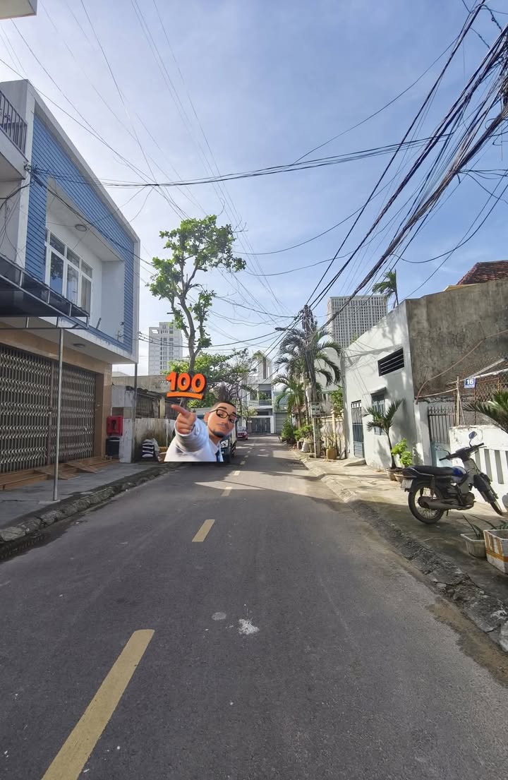 Nhà mặt tiền 1 tầng tại Hải Cảng, Quy Nhơn 169m² giá 18 tỷ - Cách biển 100m!