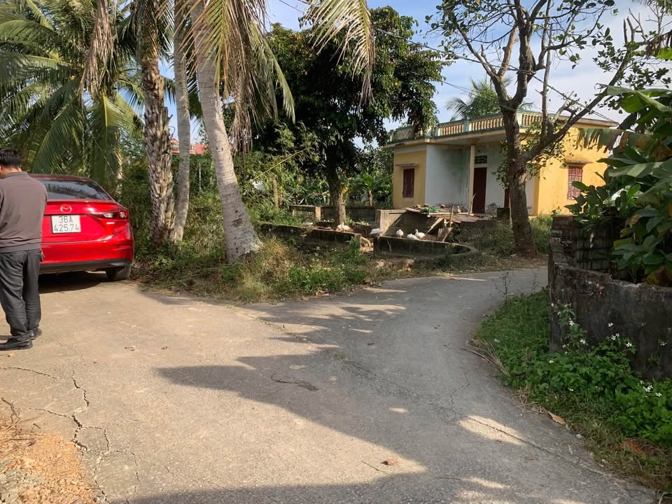 Lô đất góc tại xã Quảng Ngọc, Quảng Xương 720m² giá 1.2 tỷ - Chính chủ bán nhanh!