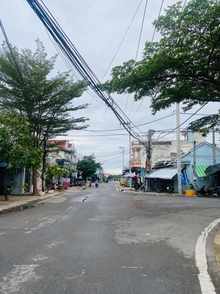 Nhà Nguyễn Trãi Vạn Giã 96m² giá 2 tỷ - Nhà đẹp sẵn sàng vào ở!