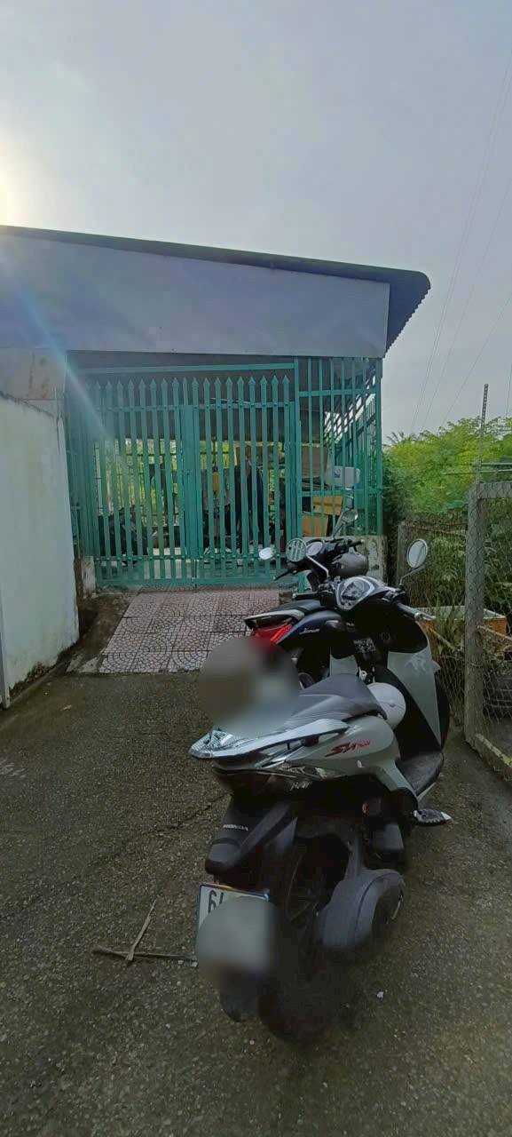 Nhà đẹp Tân Ngãi, Vĩnh Long 179m² giá 1,28 tỷ - Gần lộ ô tô, sẵn sàng ở ngay!