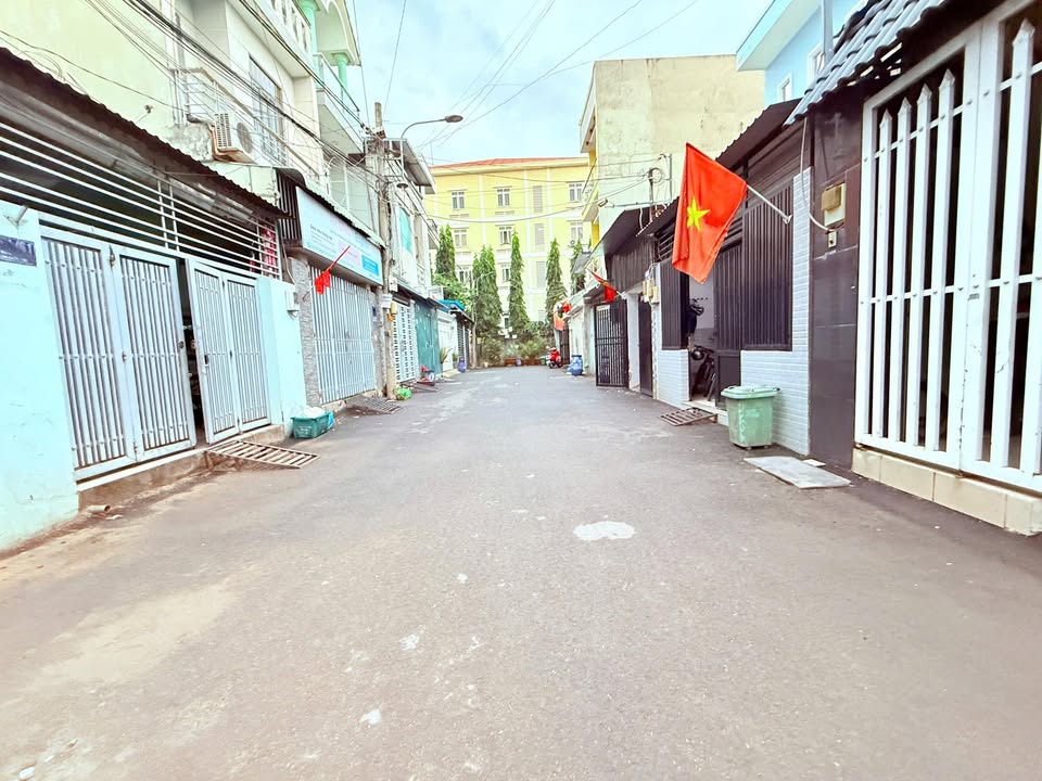 Nhà hẻm xe hơi Ngô Chí Quốc, Thủ Đức 71.3m² giá 4.6 tỷ - Sẵn sàng vào ở ngay!