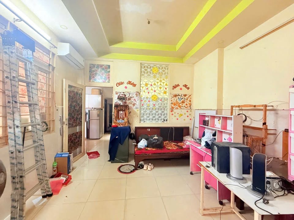 Nhà phố Lò Lu, Quận 9, 65m² giá 4.7 tỷ - Thiết kế hiện đại, sẵn sàng vào ở!